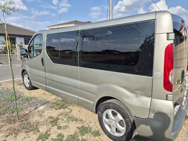 OPEL Vivaro 2012 — imagine 2