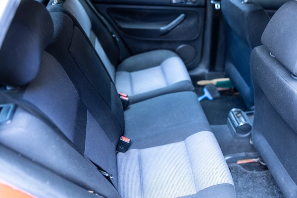 VOLKSWAGEN Golf 2000 — imagine 3