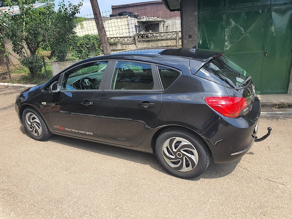 OPEL Astra 2012 — imagine 4
