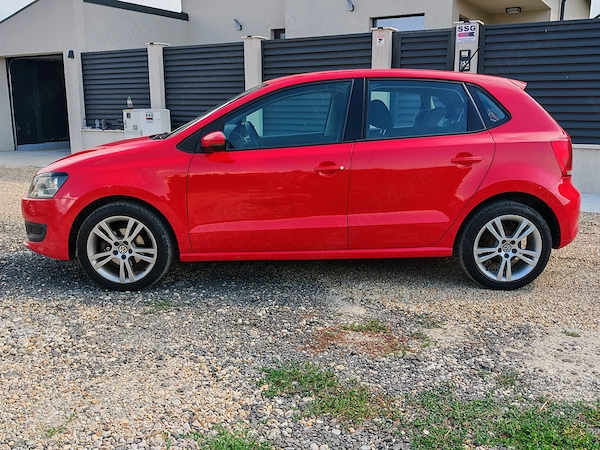 VOLKSWAGEN Polo 2010 — imagine 3