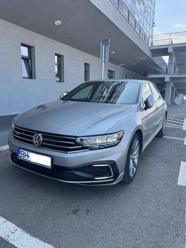 VOLKSWAGEN Passat 2020 — imagine 11