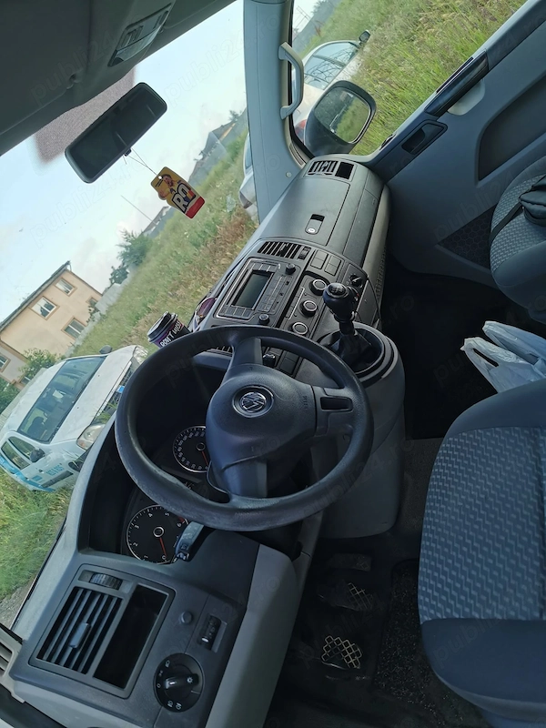 VOLKSWAGEN Transporter 2013 — imagine 5
