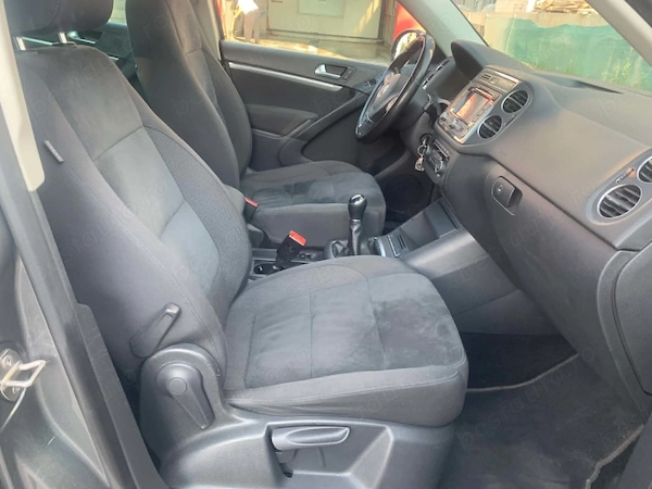 VOLKSWAGEN Tiguan 2012 — imagine 9