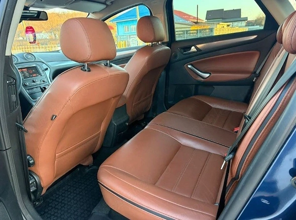FORD Mondeo 2011 — imagine 2