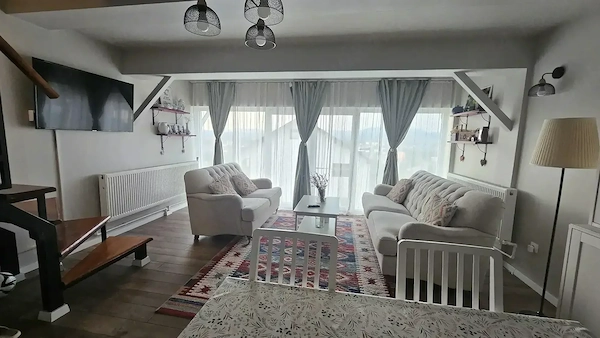 Apartament 4 camere 100mp în Deva pe 2 niveluri — fotografia 1