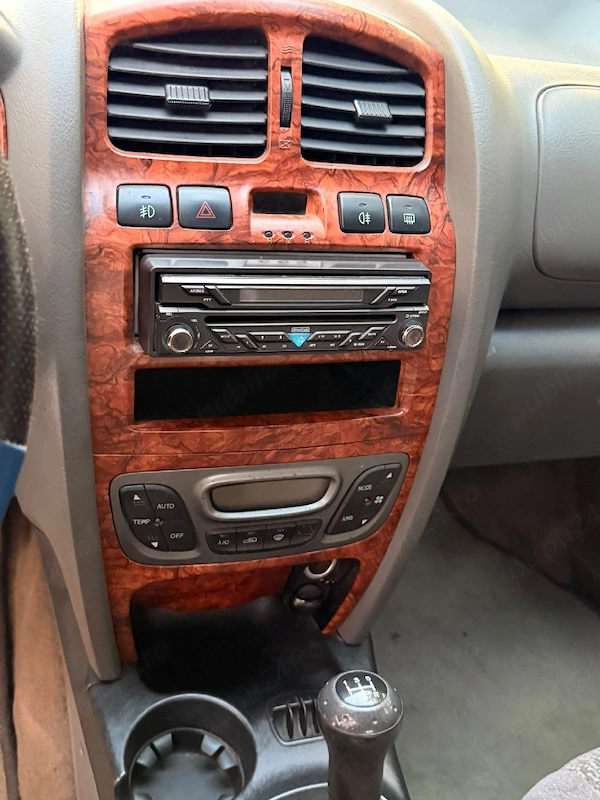 HYUNDAI Santa Fe 2005 — imagine 7