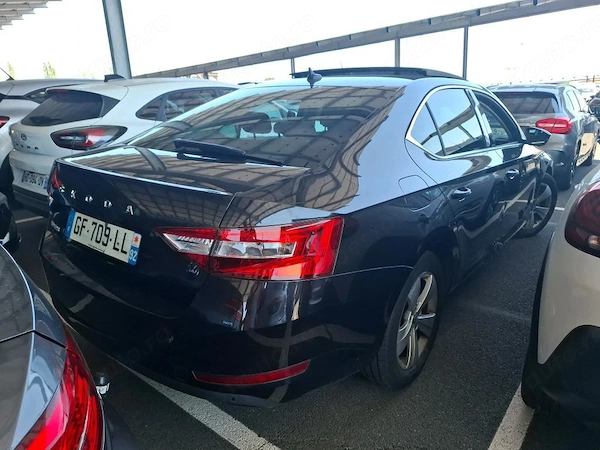 SKODA Superb 2022 — imagine 2