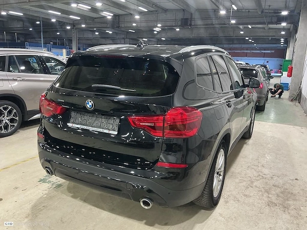 BMW Unknown Model 2021 — imagine 3