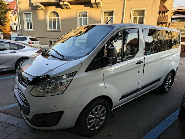 Ford Transit Custom 9 locuri Mini Bus