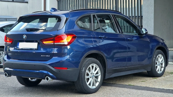 BMW X Series (Generic) 2021 — imagine 3