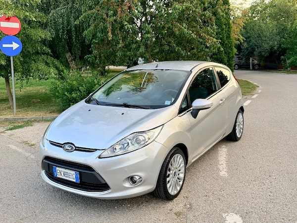 FORD Fiesta 2013 — imagine 2
