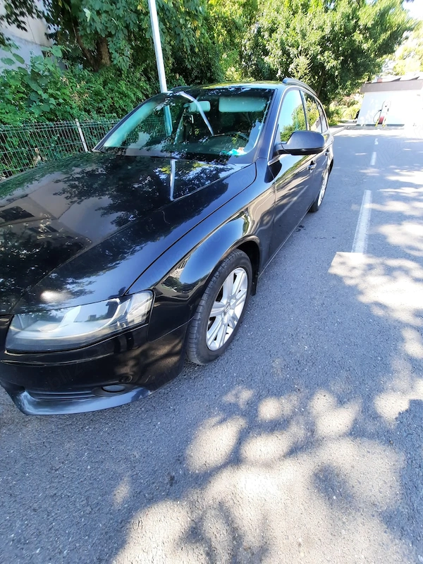 AUDI A4 2010 — imagine 4