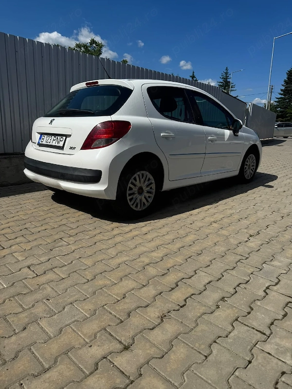 PEUGEOT 207 2011 — imagine 2