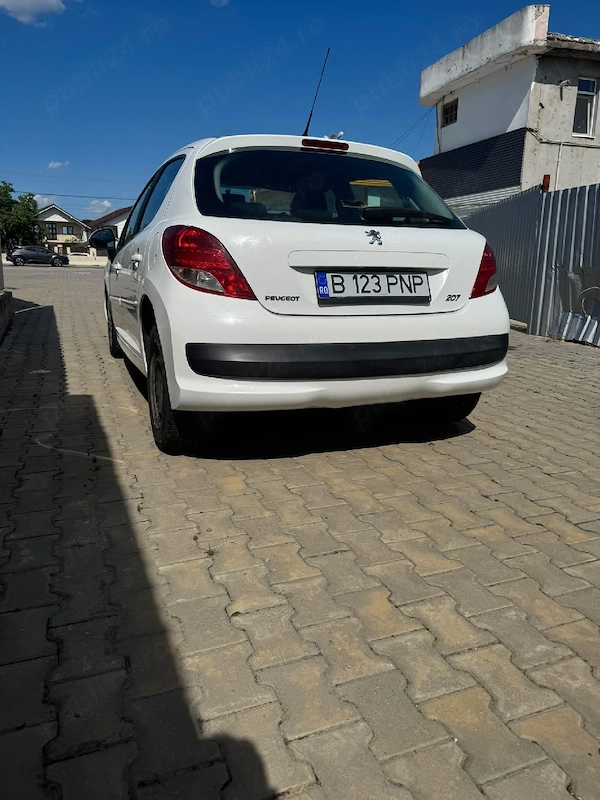 PEUGEOT 207 2011 — imagine 5