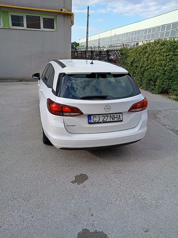 OPEL Astra 2019 — imagine 10