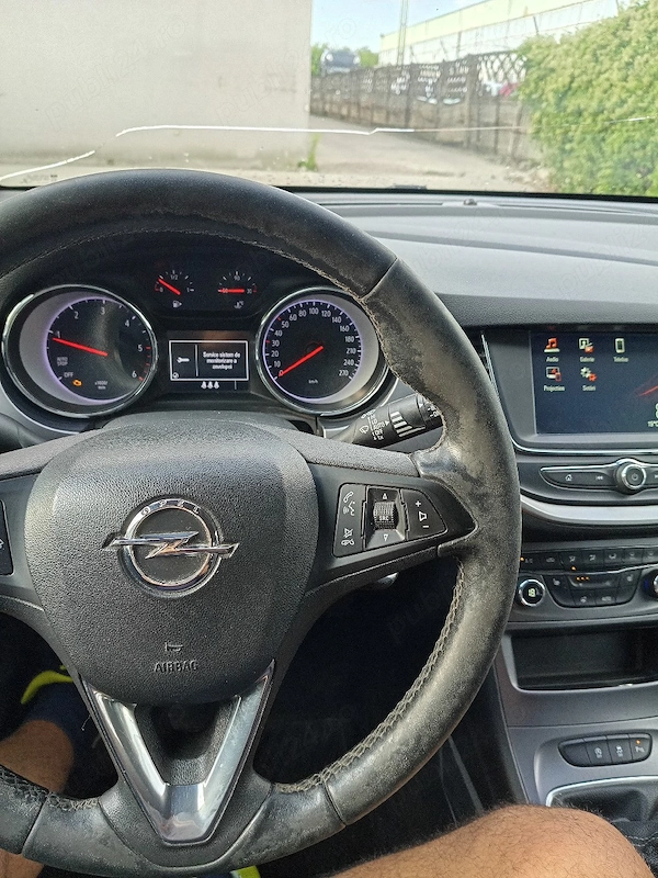 OPEL Astra 2019 — imagine 9