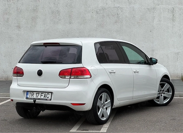 VOLKSWAGEN Golf 2010 — imagine 4