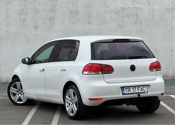 VOLKSWAGEN Golf 2010 — imagine 3