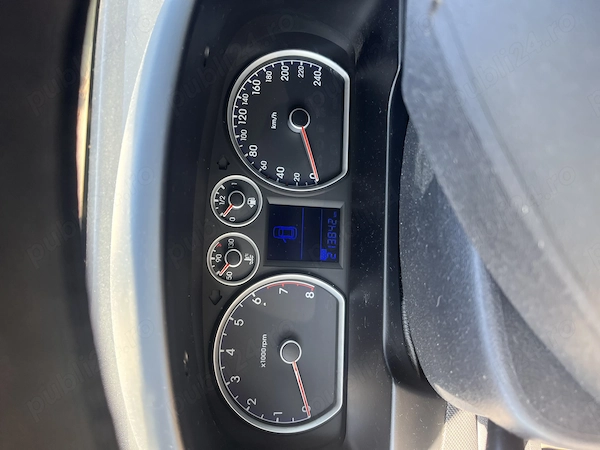 HYUNDAI i30 2010 — imagine 6