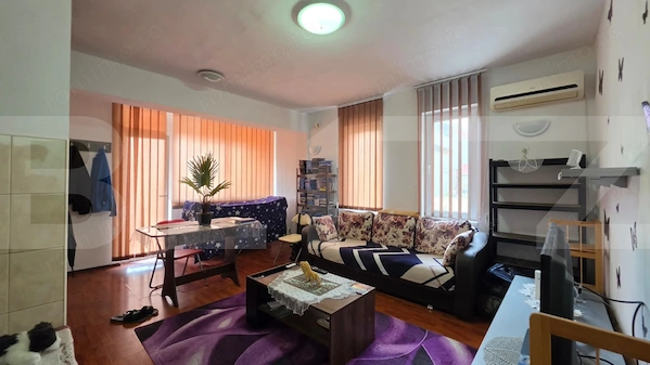Apartament de vanzare, cu 2 camere, 46 mp, zona Soarelui — fotografia 1