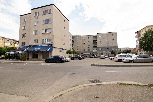 Apartament 4 camere, 90 m , Zona 1, Str. Independenței, bloc 1989, 2 băi — fotografia 1
