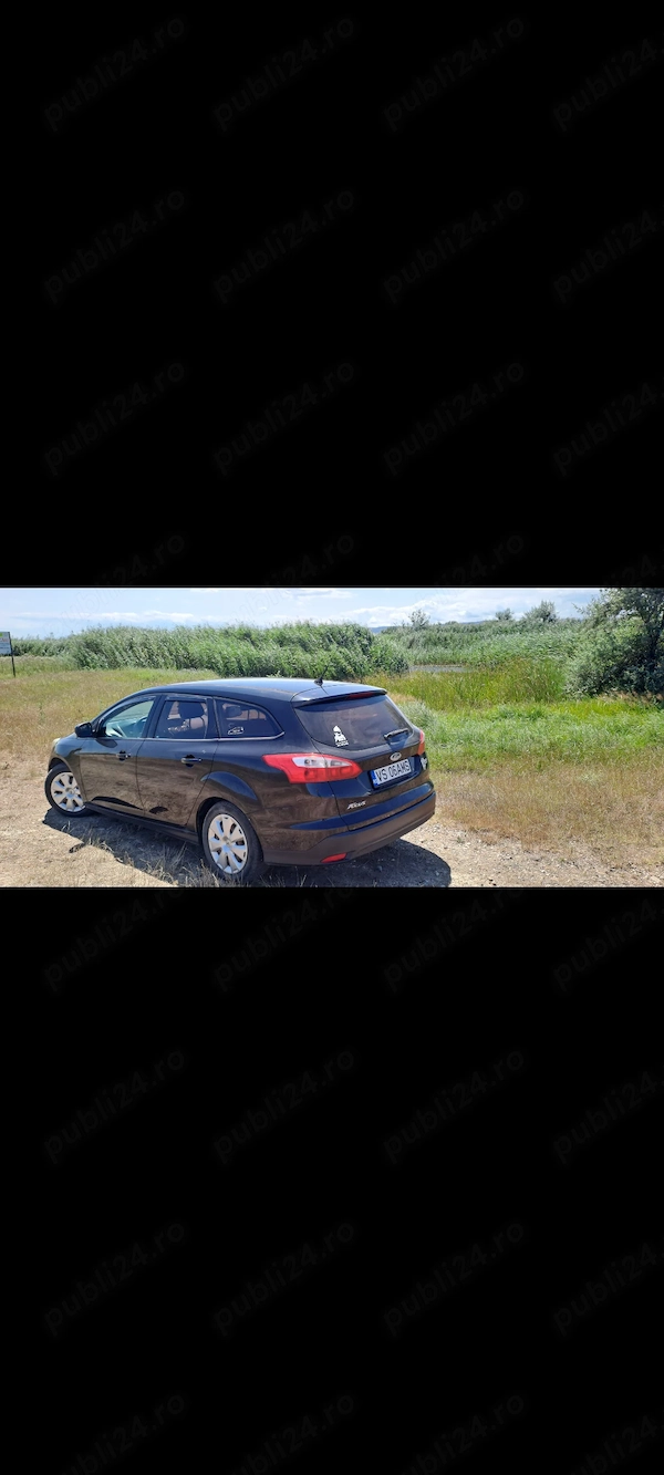 FORD Focus 2011 — imagine 10