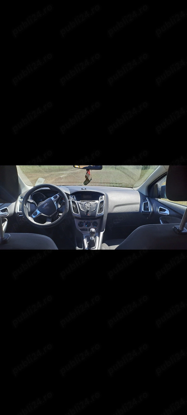 FORD Focus 2011 — imagine 13