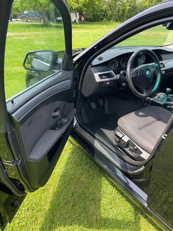 BMW 5 Series 2010 — imagine 14