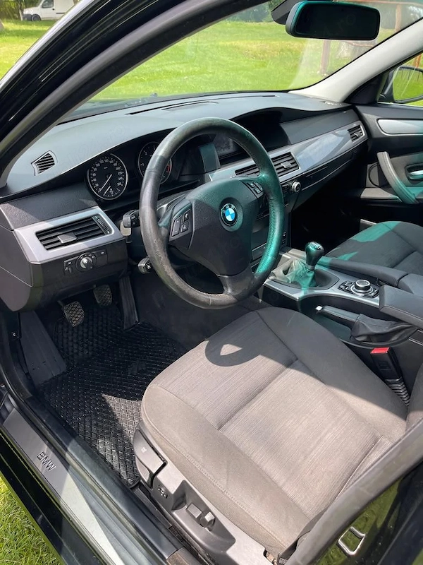 BMW 5 Series 2010 — imagine 17