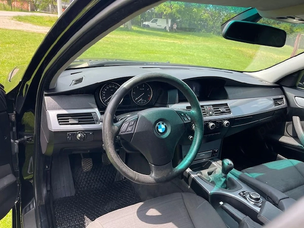 BMW 5 Series 2010 — imagine 16