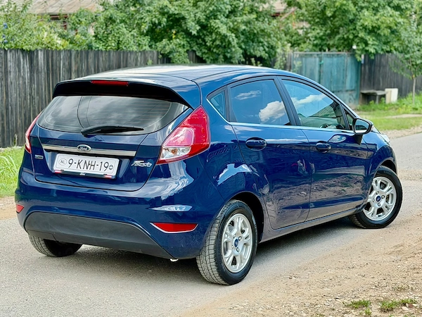FORD Fiesta 2013 — imagine 2