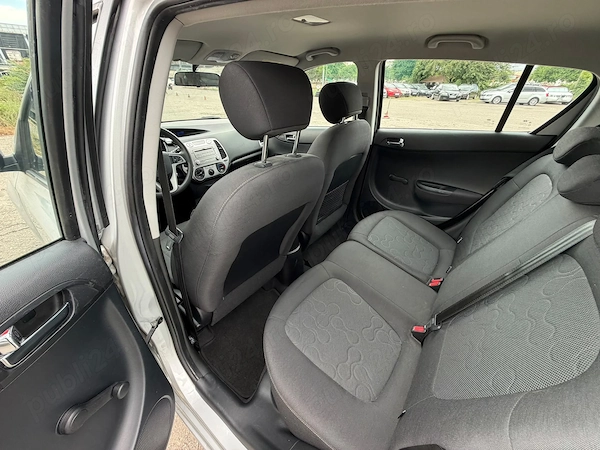 HYUNDAI i20 2013 — imagine 7