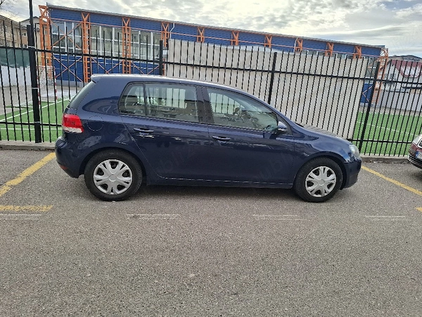 VOLKSWAGEN Golf 2011 — imagine 5