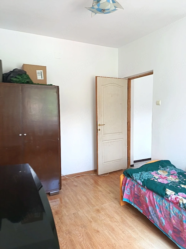 Închiriez apartament — fotografia 3