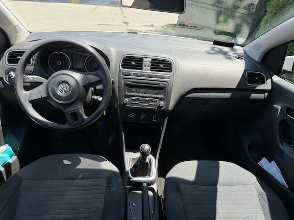 VOLKSWAGEN Polo 2014 — imagine 9