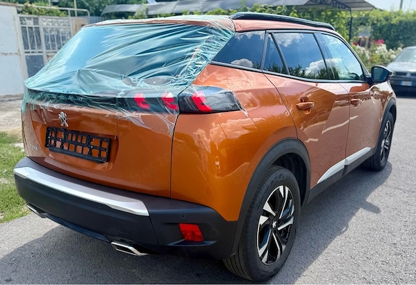 PEUGEOT 2008 2022 — imagine 3