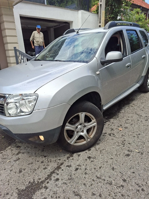 DACIA Duster 2011 — imagine 4