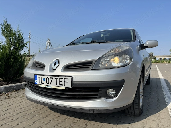 RENAULT Clio