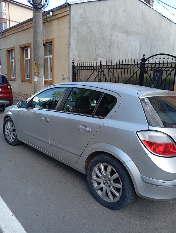 OPEL Astra 2005 — imagine 3