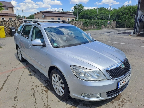 SKODA Octavia 2011 — imagine 2
