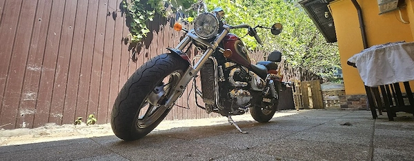SUZUKI Marauder