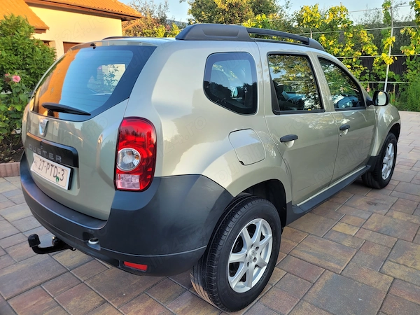 DACIA Duster 2011 — imagine 3