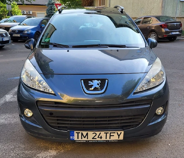 PEUGEOT 207