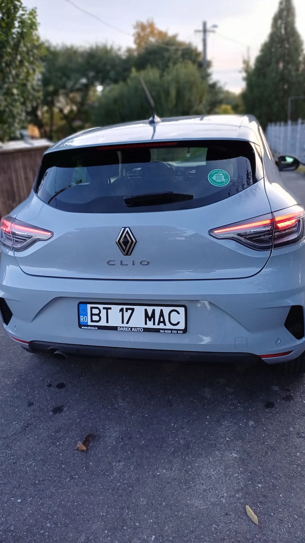 RENAULT Clio 2024 — imagine 15