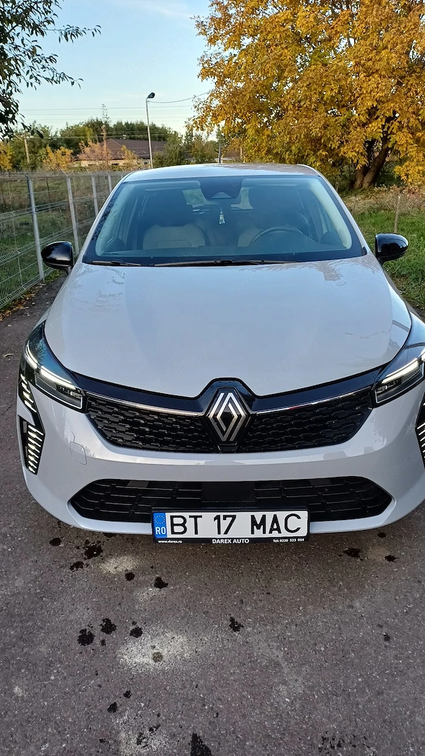 RENAULT Clio 2024 — imagine 12