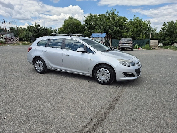 OPEL Astra 2013 — imagine 6