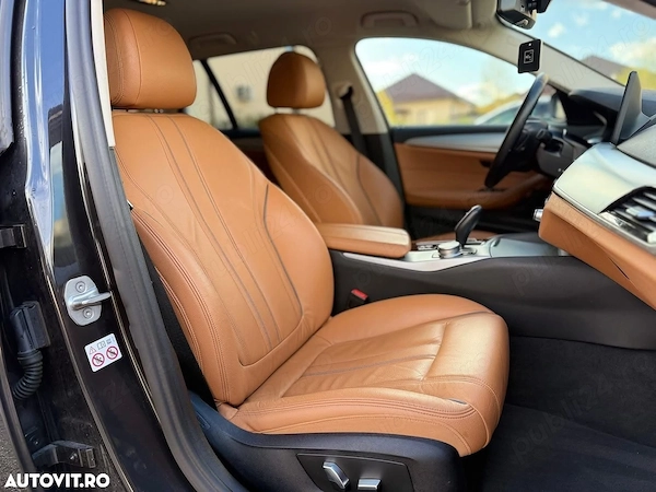 BMW 5 Series 2022 — imagine 8
