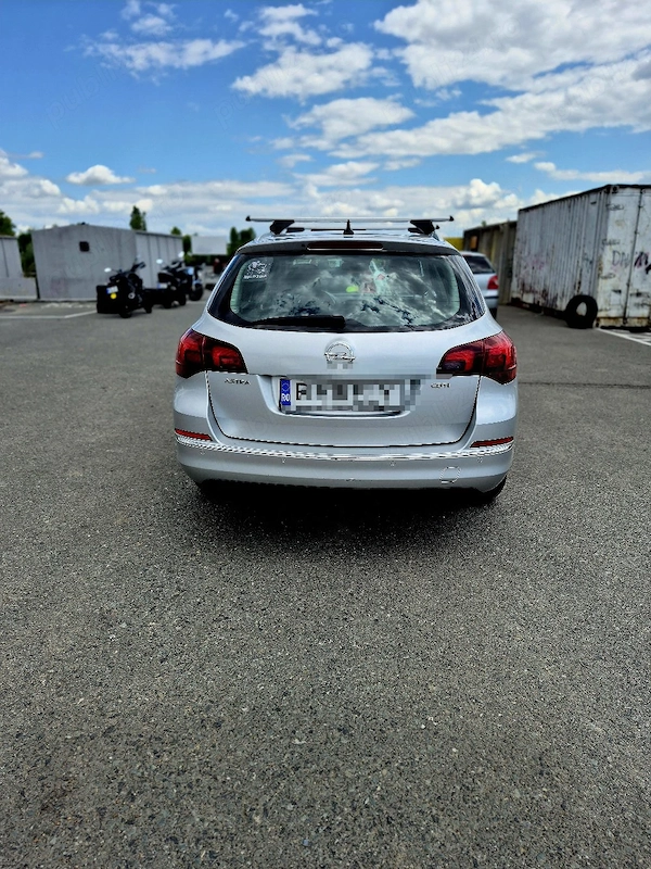 OPEL Astra 2013 — imagine 9