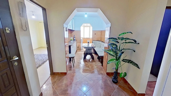 Apartament 2 camere | Decomandat | Zonă centrală | Vis-a-vis de OMV — fotografia 1
