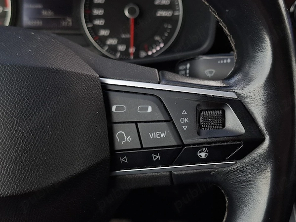 SEAT Leon 2021 — imagine 9